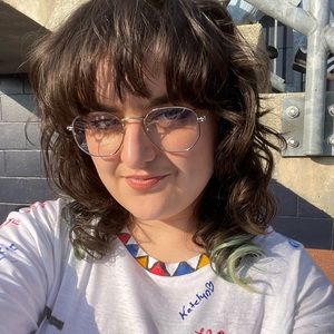 Meet your Posher, Amanda